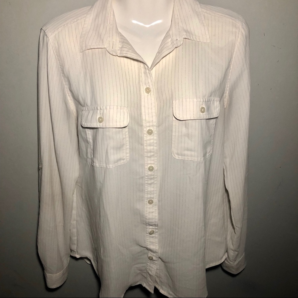 ✨2 for $12✨ silver stripes cream long sleeve